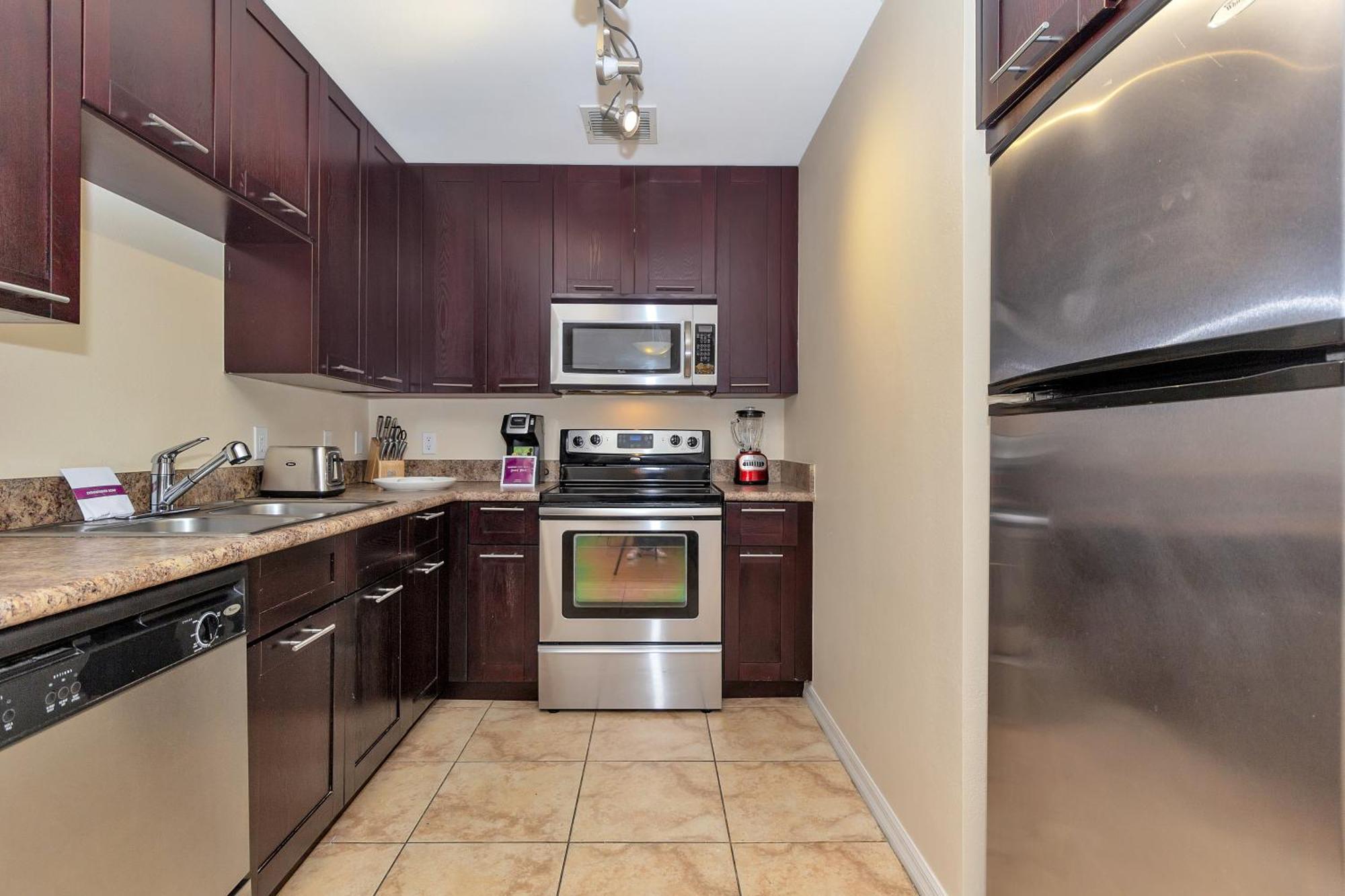 Dharma Home Suites South Miami At Red Road Commons Esterno foto