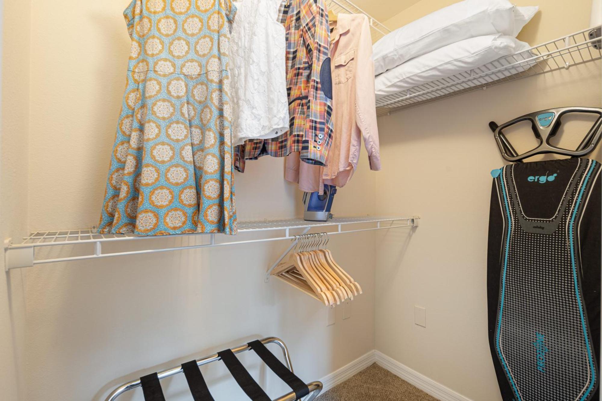 Dharma Home Suites South Miami At Red Road Commons Esterno foto